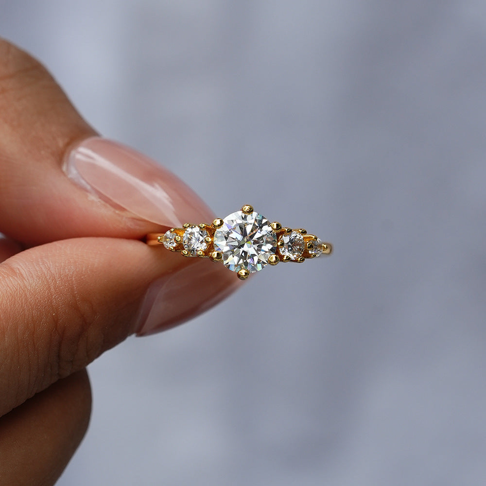 Willow Ring Moissanite