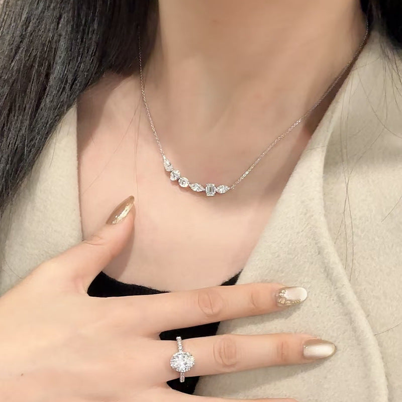 Estelle Necklace