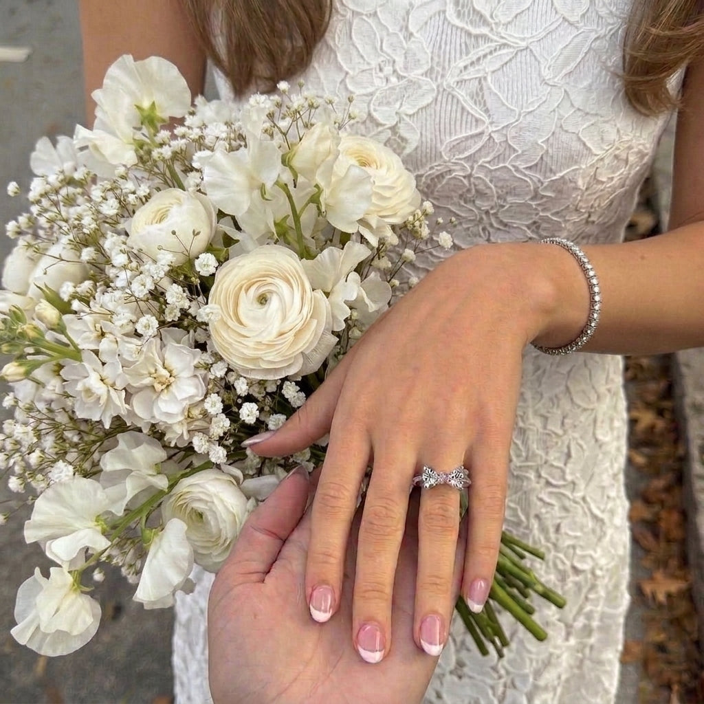 Adore Bow Ring