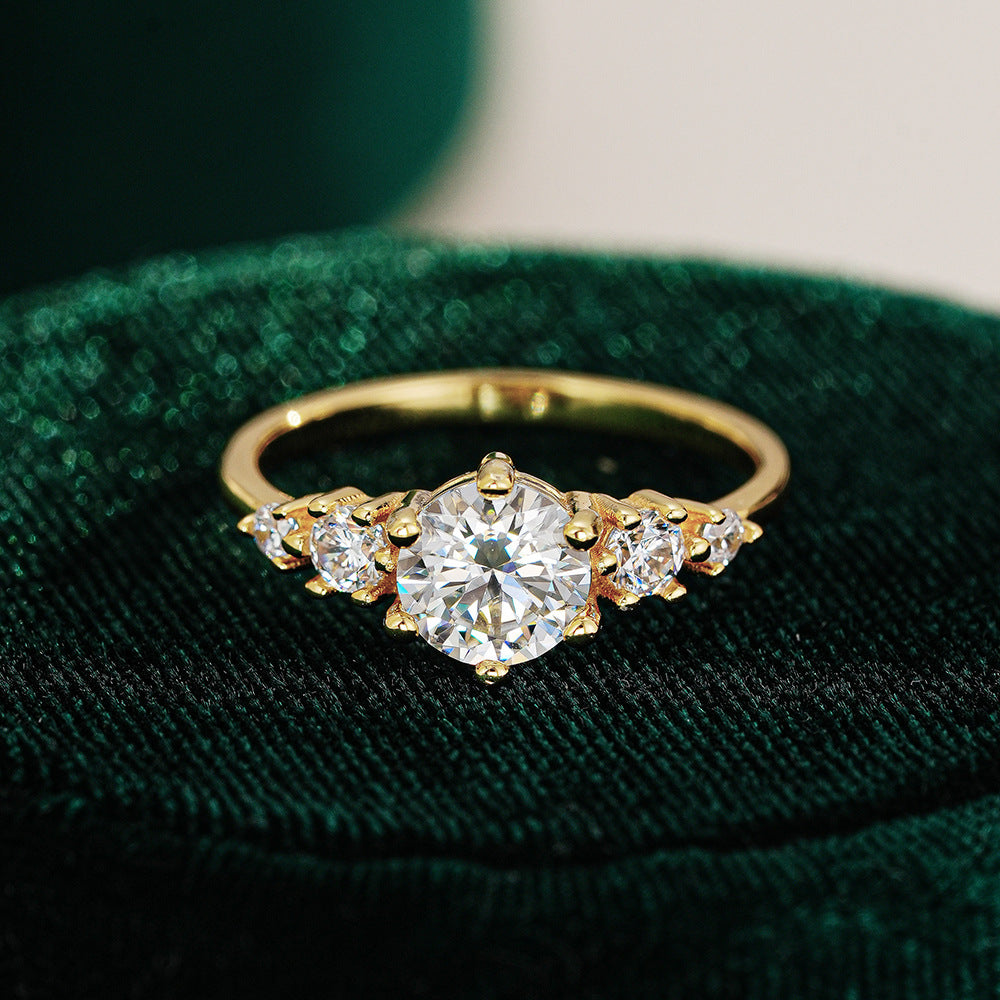 Willow Ring Moissanite