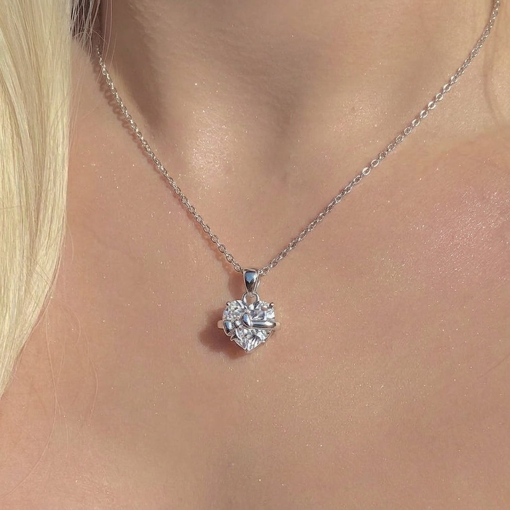 Pretty in Love Necklace